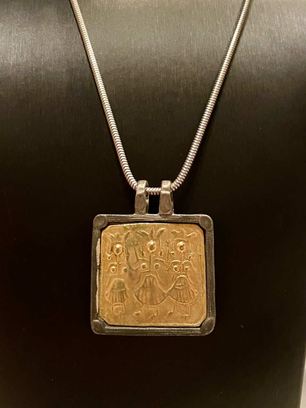 Chico’s Vintage Dancing Women Pendant Necklace